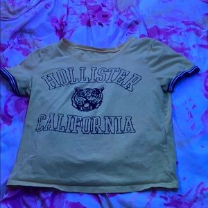 a yellow shirt for kids